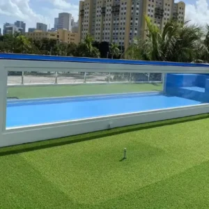 Conteneur d’expédition préfabriqué en usine de 40 pieds avec piscine et fenêtre en acrylique pour spa extérieur